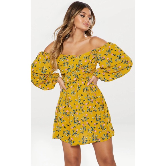 PrettyLittleThing Dresses & Skirts - PrettyLittleThing mustard floral swing dress
